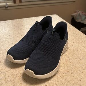 Skechers Slip-ins Size 8